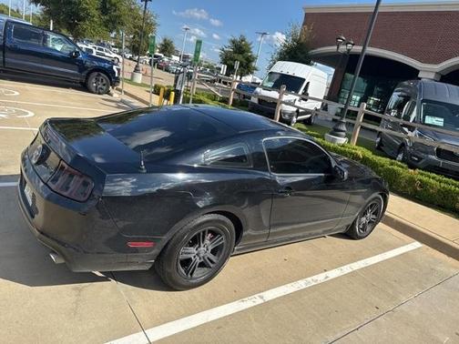 2014 Ford Mustang V6