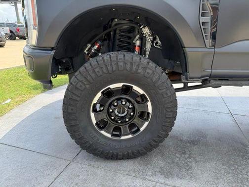 Black Metallic 2025 Ford F-250 Lariat