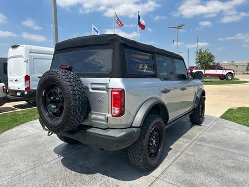 2022 Ford Bronco Black Diamond