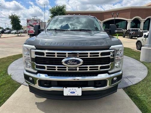 2023 Ford F-350 XLT