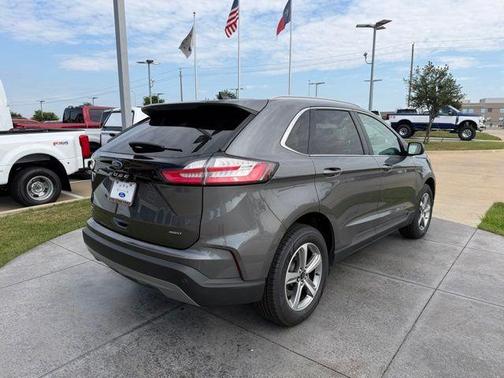 Gray Metallic 2023 Ford Edge SEL