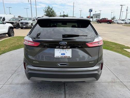 Gray Metallic 2023 Ford Edge SEL