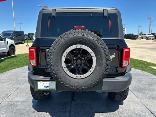 2023 Ford Bronco Base