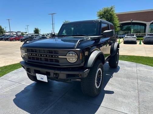 2023 Ford Bronco Base