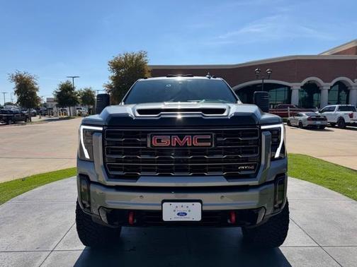 2024 GMC Sierra 2500 AT4