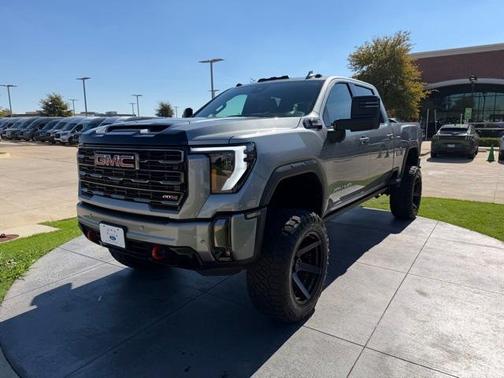 2024 GMC Sierra 2500 AT4