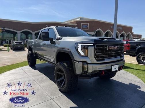 2024 GMC Sierra 2500 AT4
