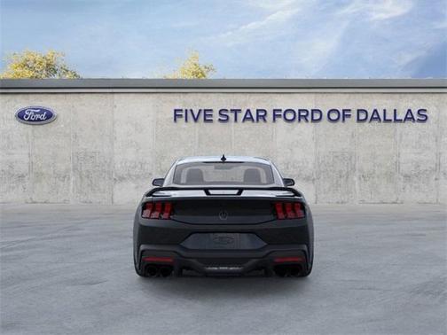2025 Ford Mustang Dark Horse
