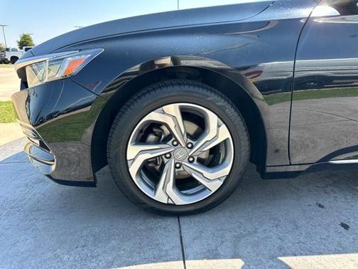 2019 Honda Accord EX