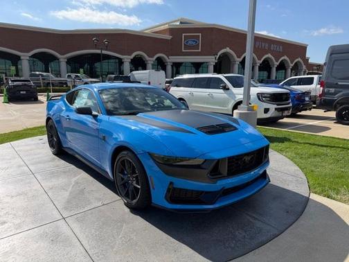 2024 Ford Mustang Dark Horse