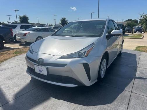 2019 Toyota Prius L
