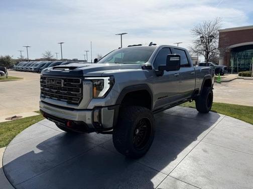 2024 GMC Sierra 2500 AT4