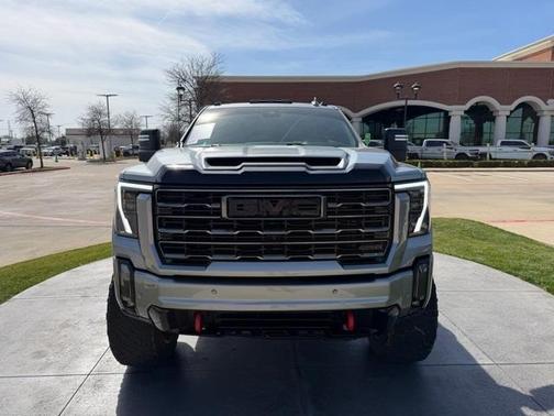 2024 GMC Sierra 2500 AT4