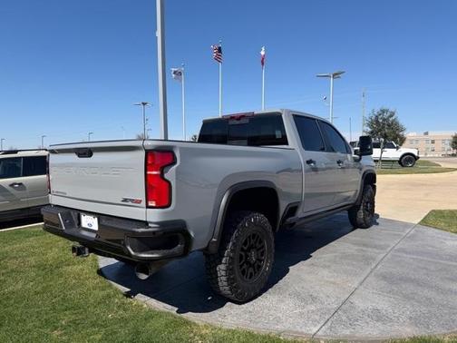 2025 Chevrolet Silverado 2500 ZR2