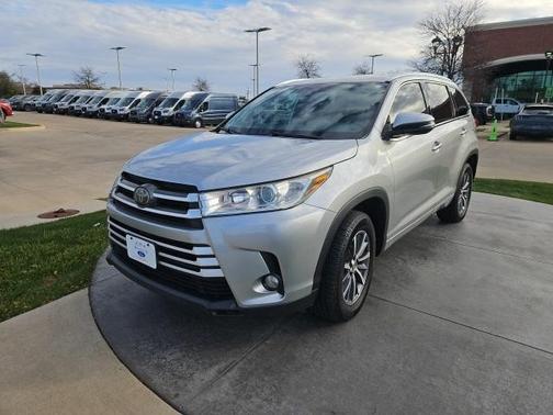 2018 Toyota Highlander 