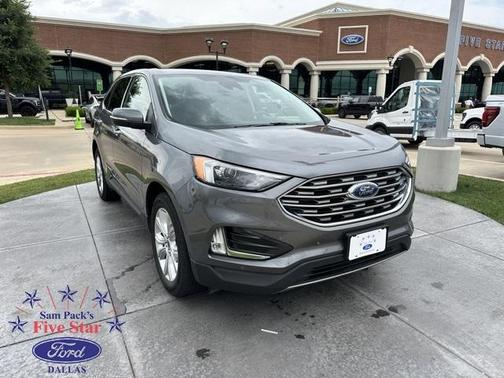 2022 Ford Edge Titanium
