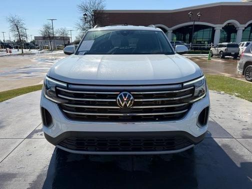 2024 Volkswagen Atlas 2.0T SE