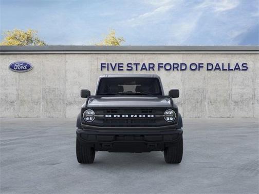 2025 Ford Bronco Base