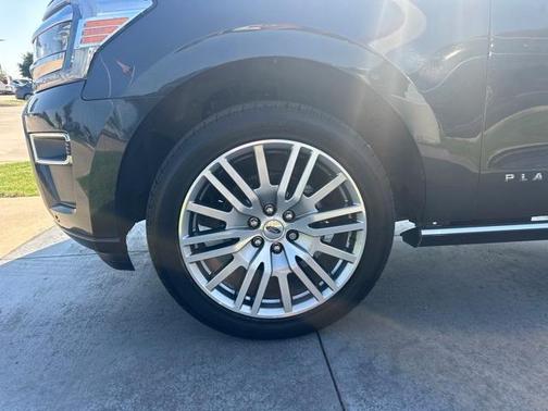 2023 Ford Expedition Max Platinum