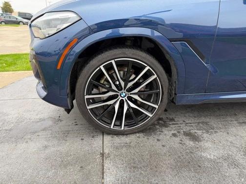 2023 BMW X6 xDrive40i