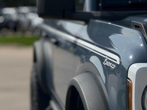 2025 Ford Bronco Base