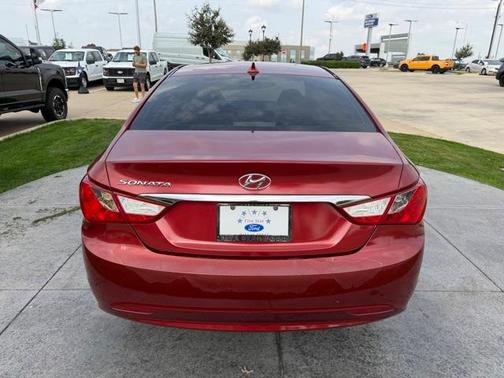 2012 Hyundai SONATA GLS