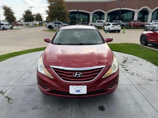 2012 Hyundai SONATA GLS