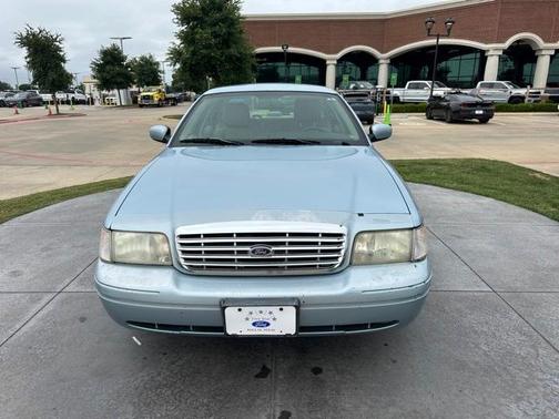 2011 Ford Crown Victoria LX