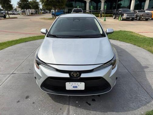 Classic Silver Metallic 2026 Toyota Corolla LE