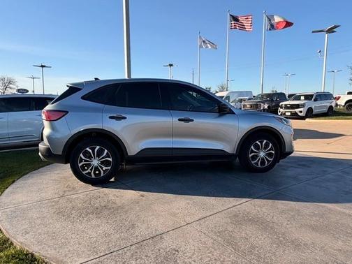 2022 Ford Escape S
