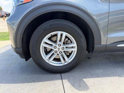 Carbonized Gray Metallic 2023 Ford Explorer XLT