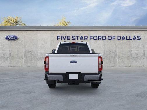 Star White 2026 Ford F-350 Lariat Super Duty