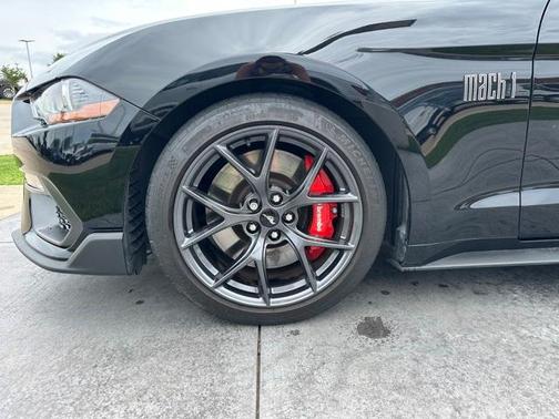 2022 Ford Mustang Mach 1