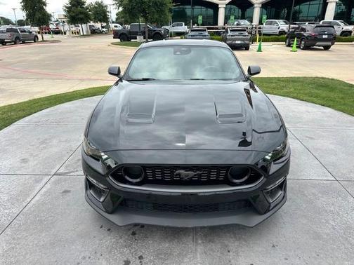 2022 Ford Mustang Mach 1