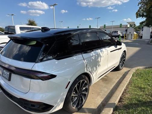 2024 Lincoln Nautilus Black Label