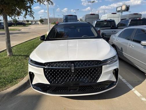 2024 Lincoln Nautilus Black Label