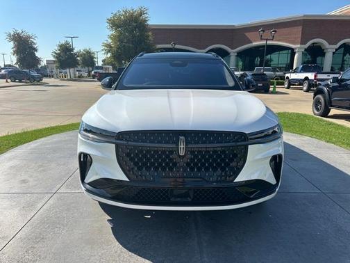 2024 Lincoln Nautilus Black Label