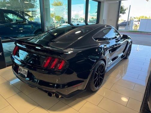 2019 Ford Shelby GT350 Base