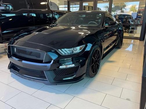 2019 Ford Shelby GT350 Base