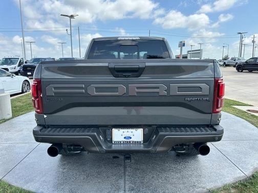 2020 Ford F-150 Raptor