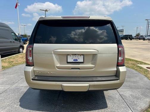 2016 GMC Yukon XL SLT