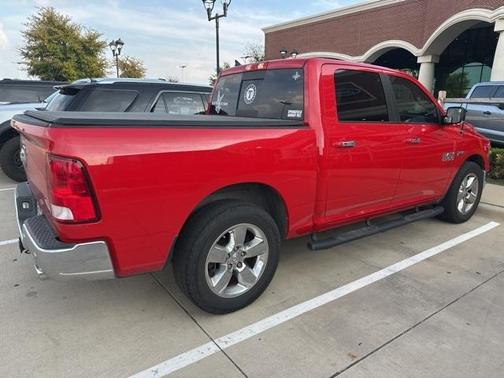 2016 RAM 1500 SLT