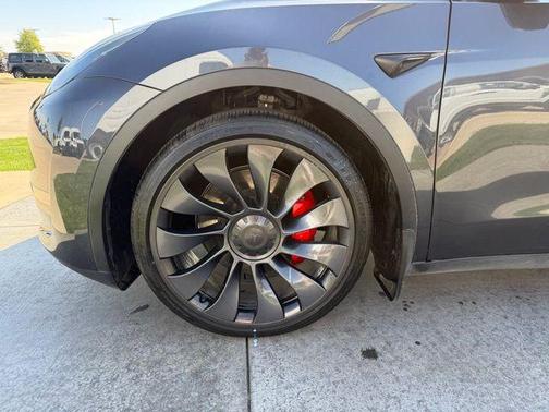 Black 2024 Tesla Model Y Performance
