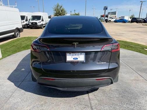 Black 2024 Tesla Model Y Performance