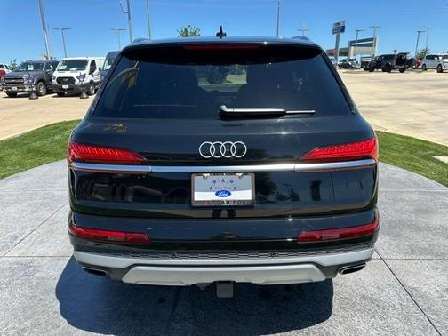 2025 Audi Q7 55 Premium Plus