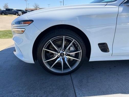 2025 Genesis G70 2.5T