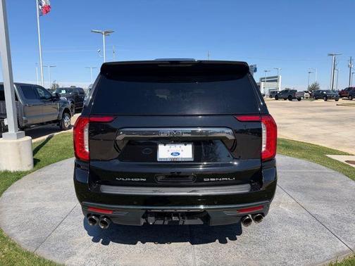 2023 GMC Yukon XL Denali Ultimate