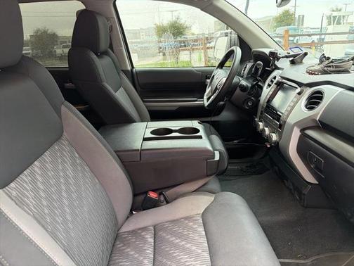 2020 Toyota Tundra SR5