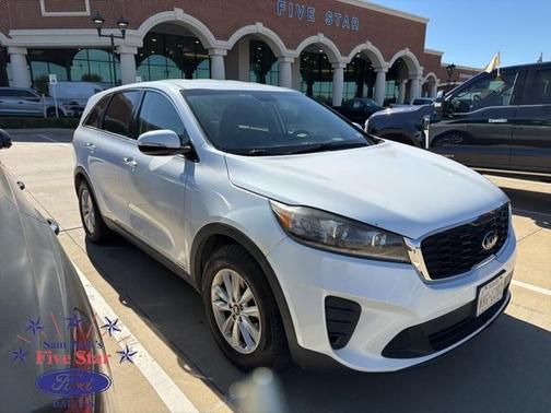 2019 Kia Sorento LX