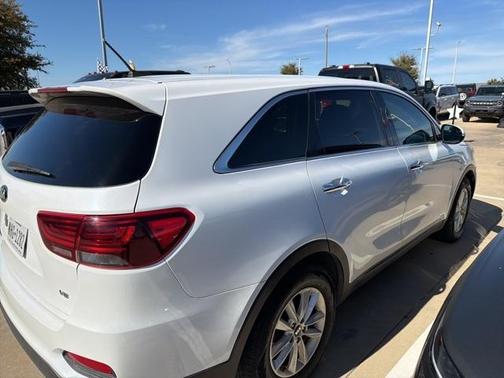 2019 Kia Sorento LX